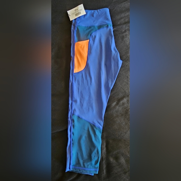 Neon Orange Curve Pocket Light N Tight Hi-Rise 7/8 24" Leggings, Size 16-18 - Picture 2 of 4